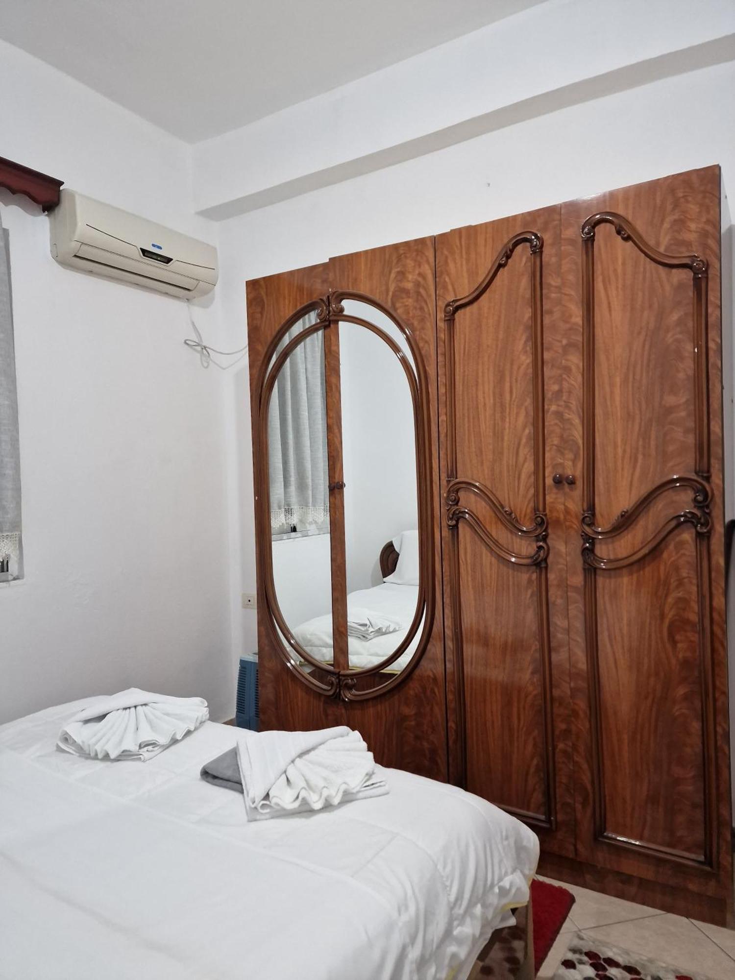 Apartment Antigona Gjirokastra Zewnętrze zdjęcie