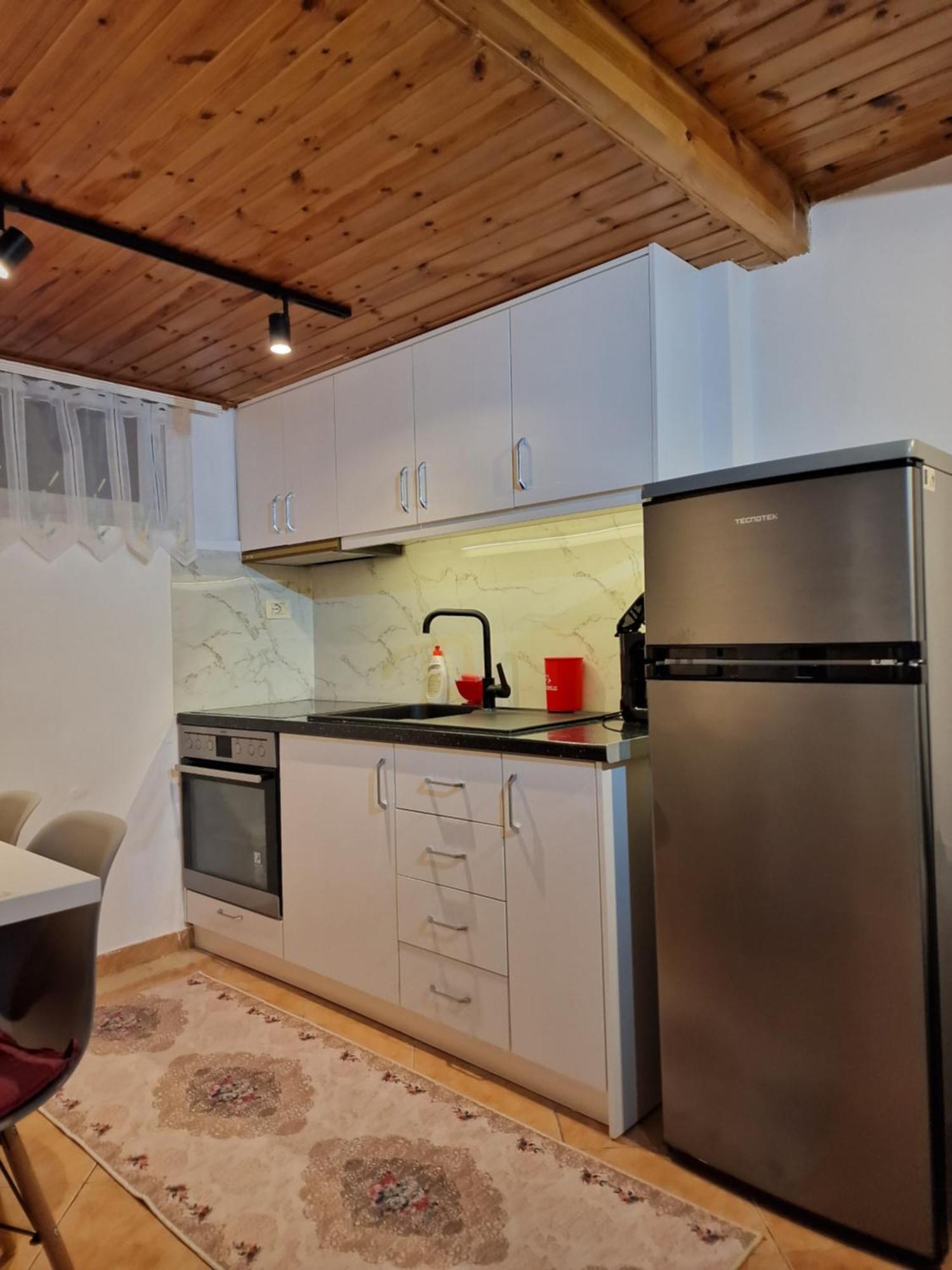 Apartment Antigona Gjirokastra Zewnętrze zdjęcie